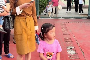 詹姆斯的退休金会有多少？年满62岁全年税后到手约24万美元！